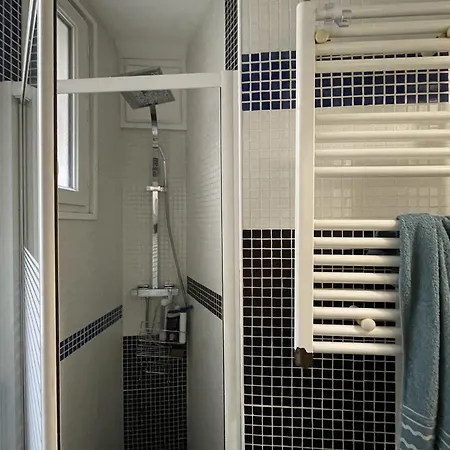 Apartment Beautiful T2 - At The Square Des Batignolles